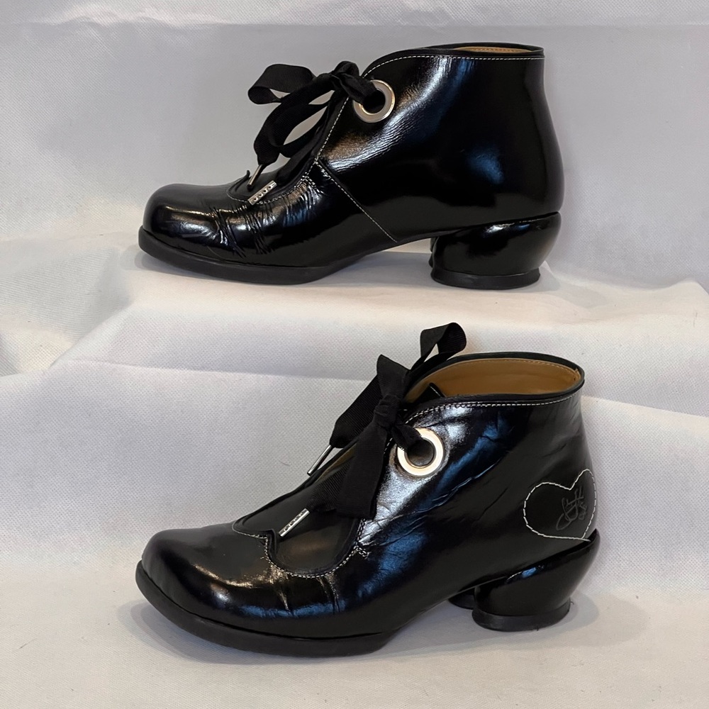 Fluevog Krall Black Ankle boot Size 7